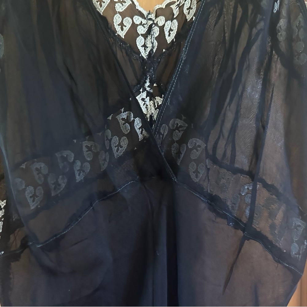 Vintage Black Sheer Chemise Nightgown, Detailed Lace Trim, Small, Like New! - Picture 6 of 9